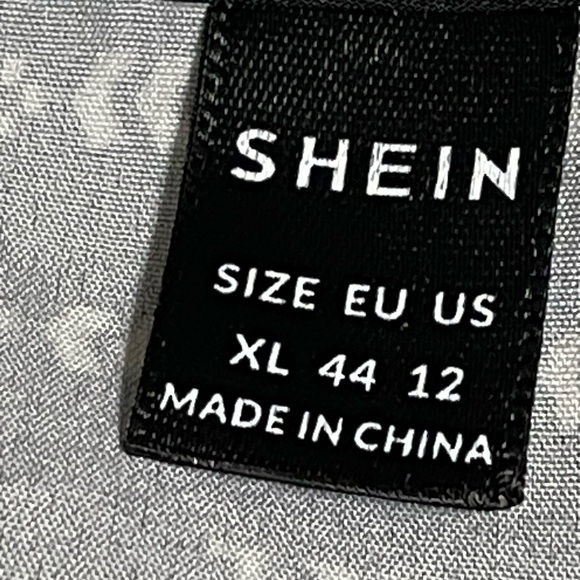 🌺SHEIN Floral Print Dress🌺 - Picture 3 of 12